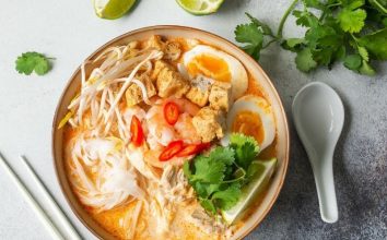 Curry Laksa: Zengin Tatlarla Dolu Geleneksel Çorba Tarifi ve Malzeme Seçenekleri