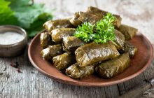 Dut Yaprağı Sarması Tarifi ve Alternatifleri