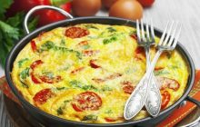 Fırında Tulum Peynirli Omlet Tarifi ve Malzeme Listesi