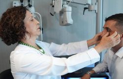 Prof. Dr. Didem Serin uyardı: Göz çevresi sarkmalarına göz ardı etmeyin!