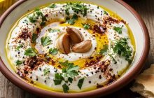Sarımsak Mezesi Tarifi