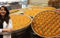 Uzmanından çağrı: Bayram sofrasında baklava tüketirken dikkatli olun